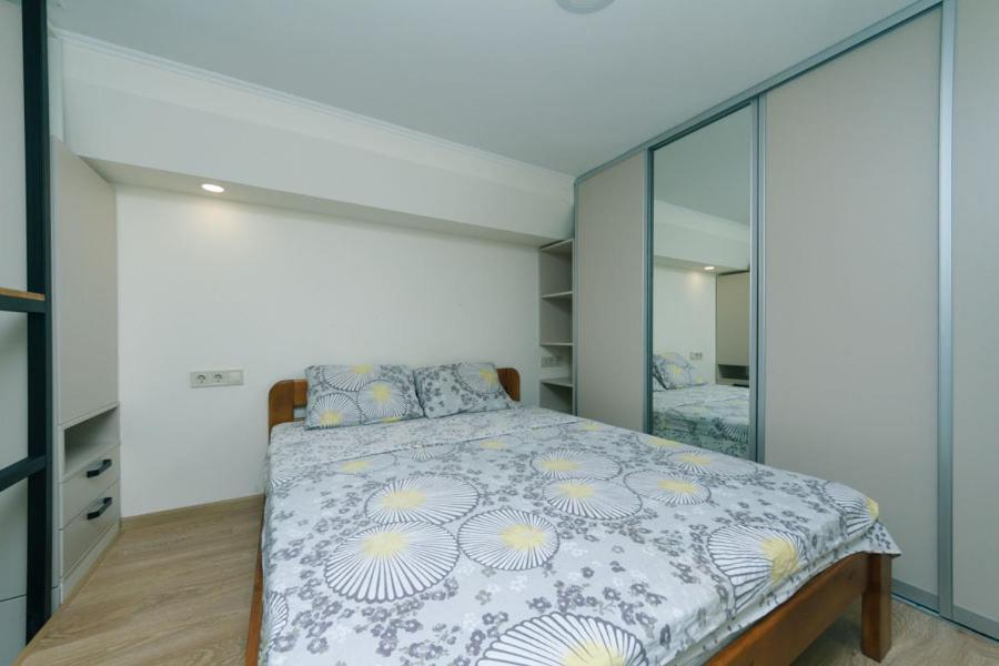 Inn Smarthause Apartments Kyiv Exterior foto